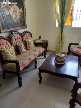 Juego de muebles de caoba tapizado