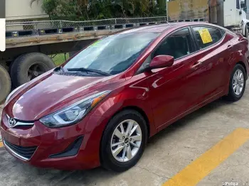 Se renta hyundai elantra 2016 gasolina