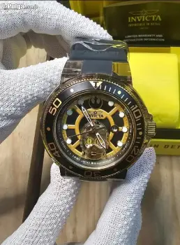 Reloj invicta star wars c-3po edición limitada.