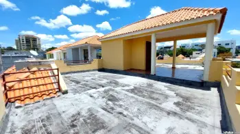 Vendo casa en reparto los tres ojos