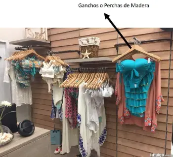 Perchas o ganchos de madera