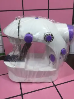 Mini máquina de coser  en santo domingo dn