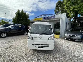 Daihatsu hijet s 82p 2018 japonÉs