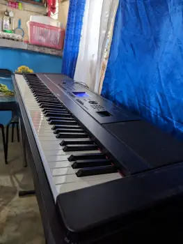 Piano yamaha dgx 660