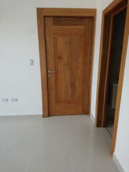 Apartamento en alquiler ubicado en zona tranquila del distri