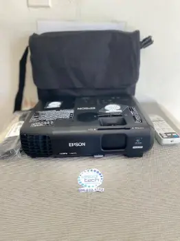 Proyector epson 1263w data show