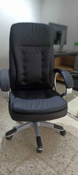 Sillón ejecutivo negro