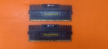 Memorias corsair vengeance 8g ddr3 1600mhz  en la vega