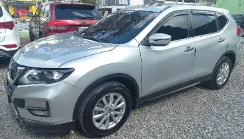 Jeepeta nissan x-trail touch start 3 lineas asientos