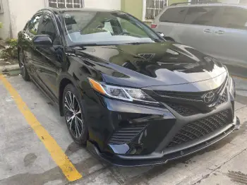 Toyota camry se 2020 recien importado!