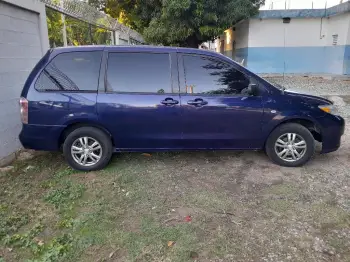Mazda mpv único dueño