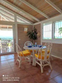 Villa amueblada con terreno en venta en rio san juan