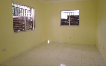 Casa en venta en santo domingo oeste 1-h