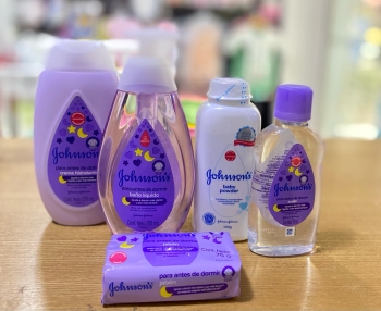 Kit de higiene personal de la marca jhonsons
