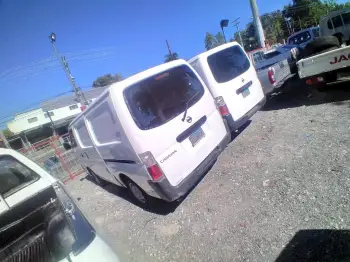 Vendo nissan caravan urvan 2013 oferta