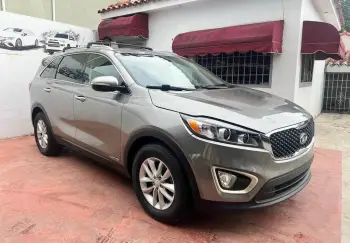 Kia sorento 2017 lx 4x4 3 filas de asientos