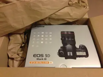 Vendo canon 5d mark iii con lente 24-105mm en azua