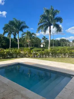 Vendo villa en romana.