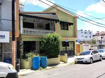 Tres casas en una tres viviendas en un mismo edificio sector gala sant
