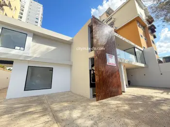 Rento de local comercial en bella vista 112 metros