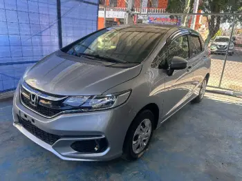Honda fit gris 2019 recien importado