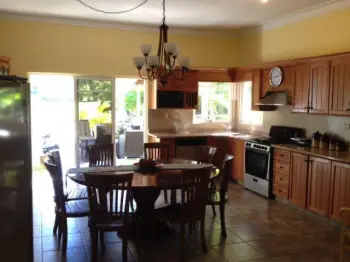 Villa de 4 habitaciones en venta en juan dolió.