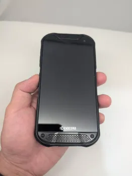 Kyocera duraforce pro 2