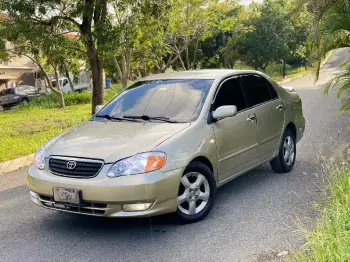 Toyota corolla le 2005
