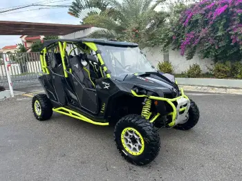 Can am 2015 buggy 1000r
