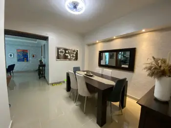 Apartamento de 3 habitaciones en venta en evaristo morales.