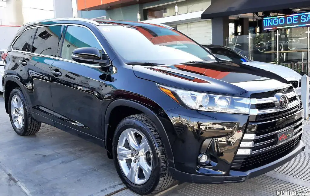 TOYOTA HIGHLANDER LIMITED AWD 2019 Foto 7095843-4.jpg