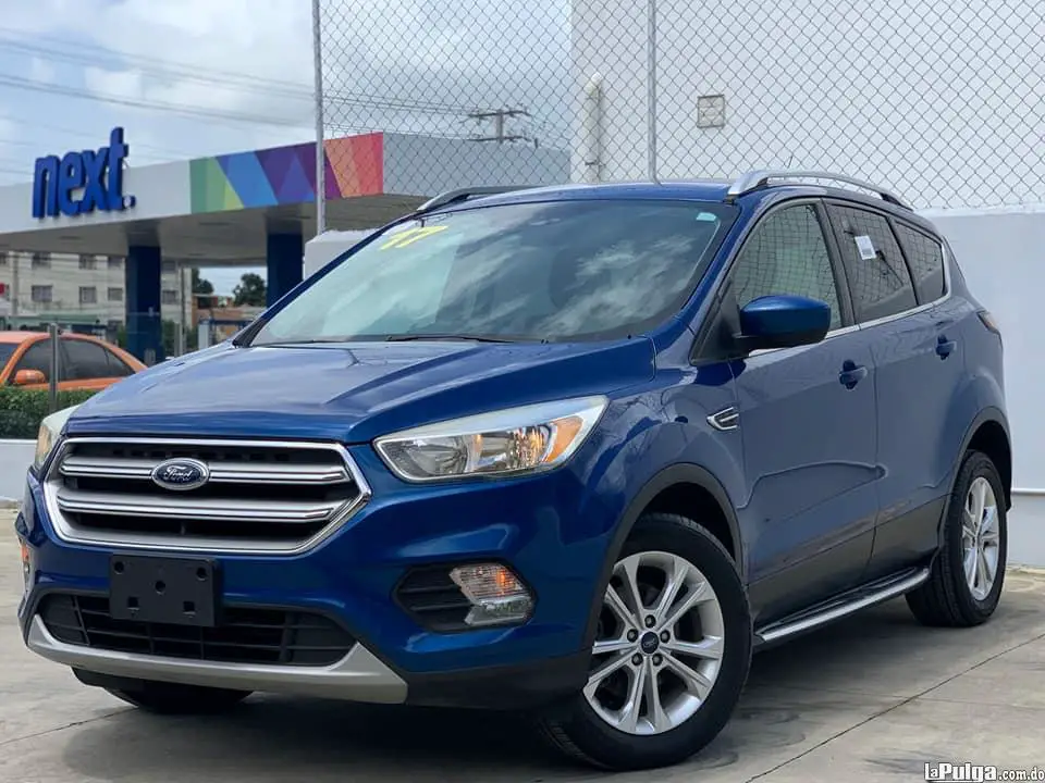 Ford Escape SE 2017 Clean Carfax Foto 7121917-3.jpg