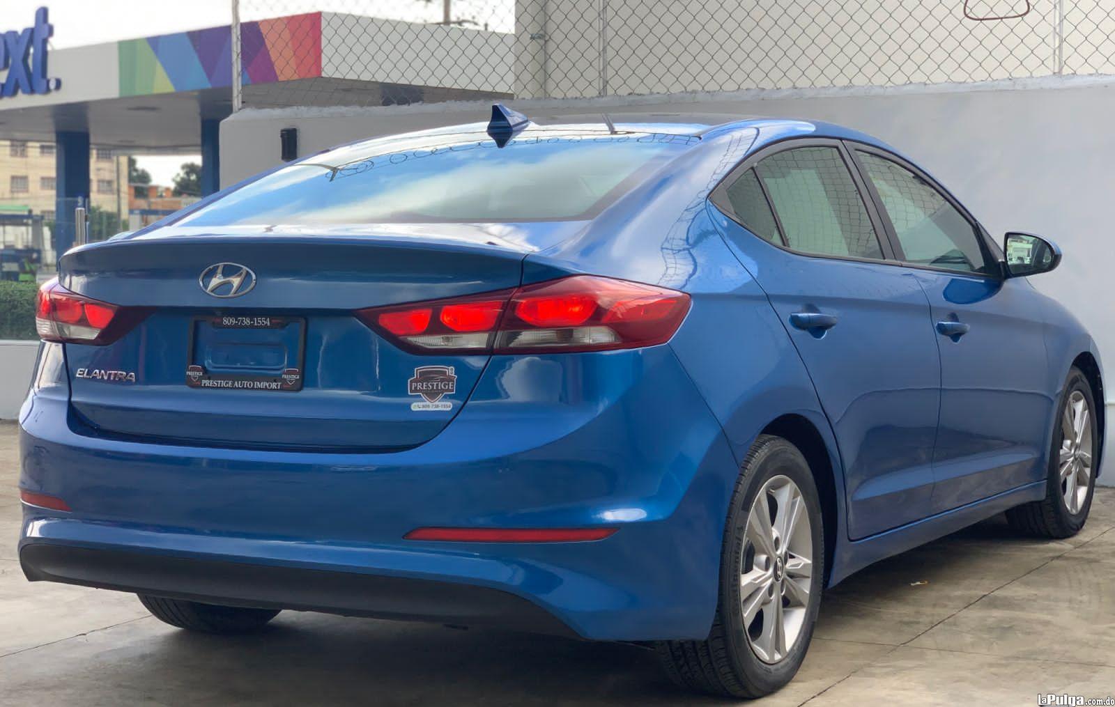 Hyundai Elantra SE 2017 Clean Carfax Foto 7121922-1.jpg