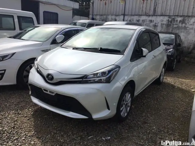 TOYOTA VITZ RECIEN IMPORTADO AÑO 2017 EXCELENTES CONDICIONES Foto 7131894-4.jpg