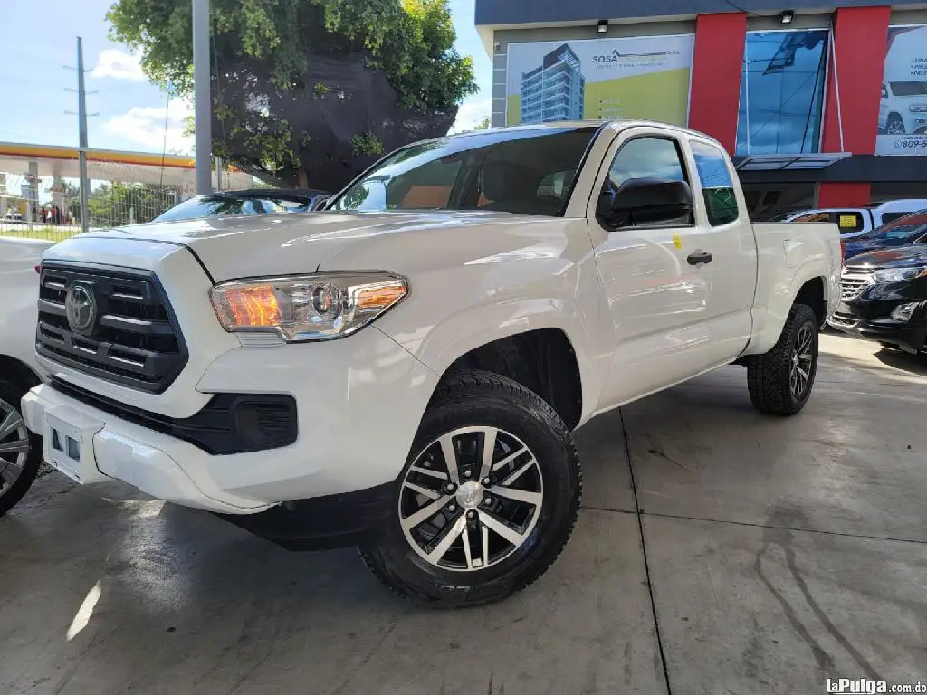 Toyota Tacoma 2018 Cabina media recien importada Foto 7134599-5.jpg