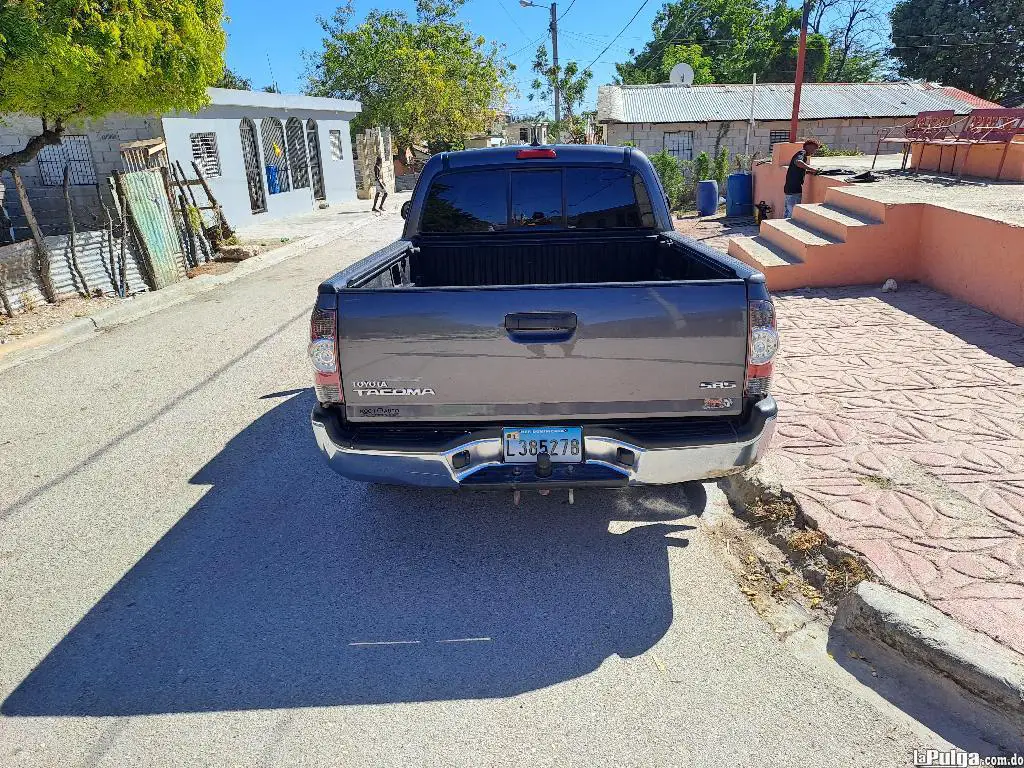 Toyota Tacoma 2012 Gasolina en Barahona Foto 7155557-1.jpg