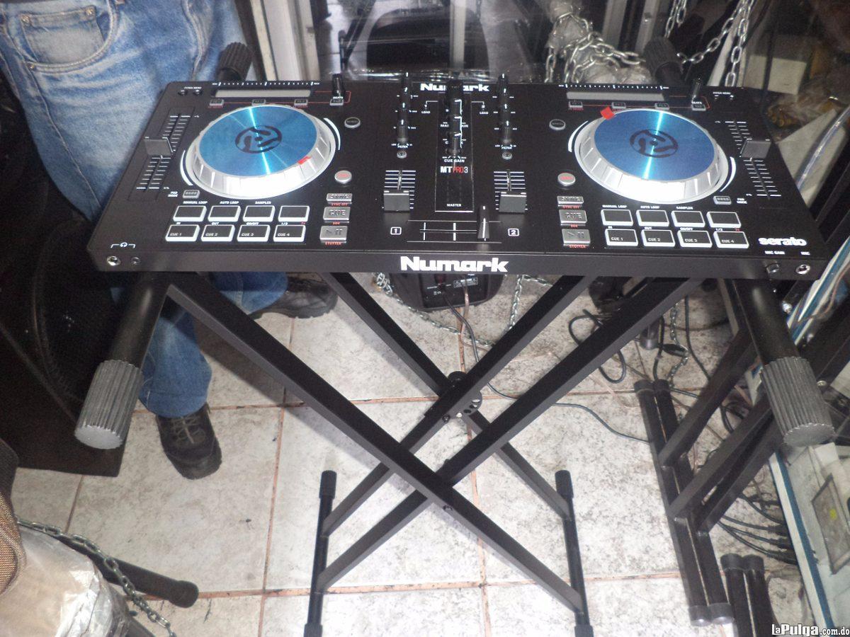 Oferta Especial Numark Mixtrack Pro 3 Foto 7157593-3.jpg