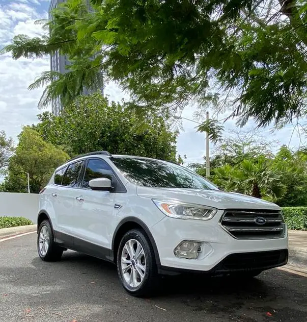 2 FORD ESCAPE BLANCAS IMPORTADAS BLANCAS 2017  Foto 7168771-2.jpg