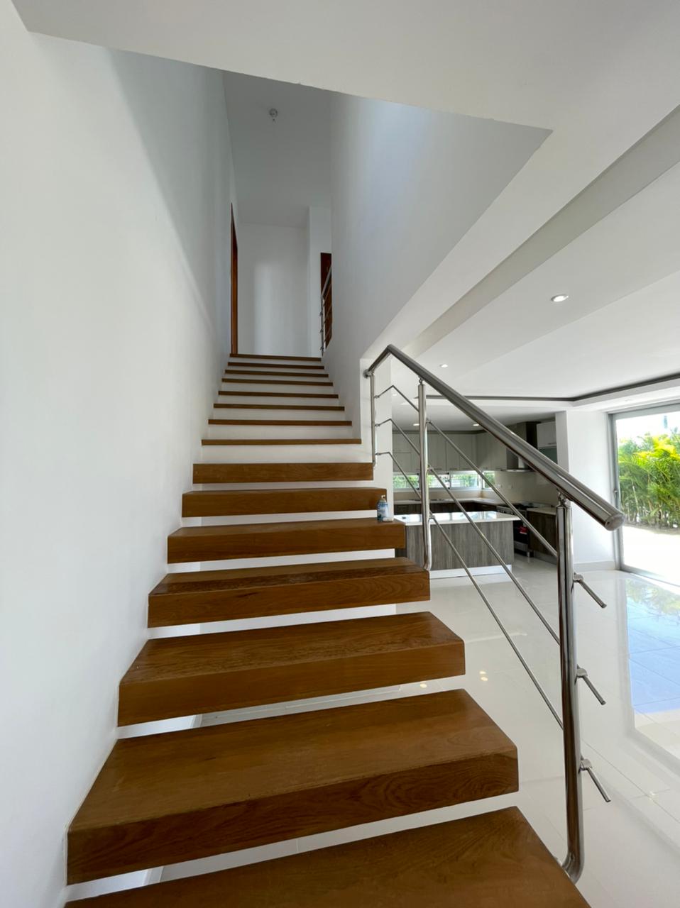 SE VENDE en San Juan Lakes Down Town Punta Cana villa Tipo Foto 7192858-3.jpg