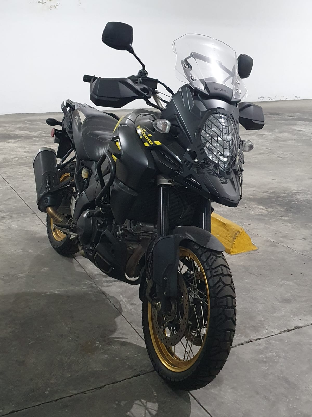 Vendo Suzuki V-STROM Foto 7206879-2.jpg