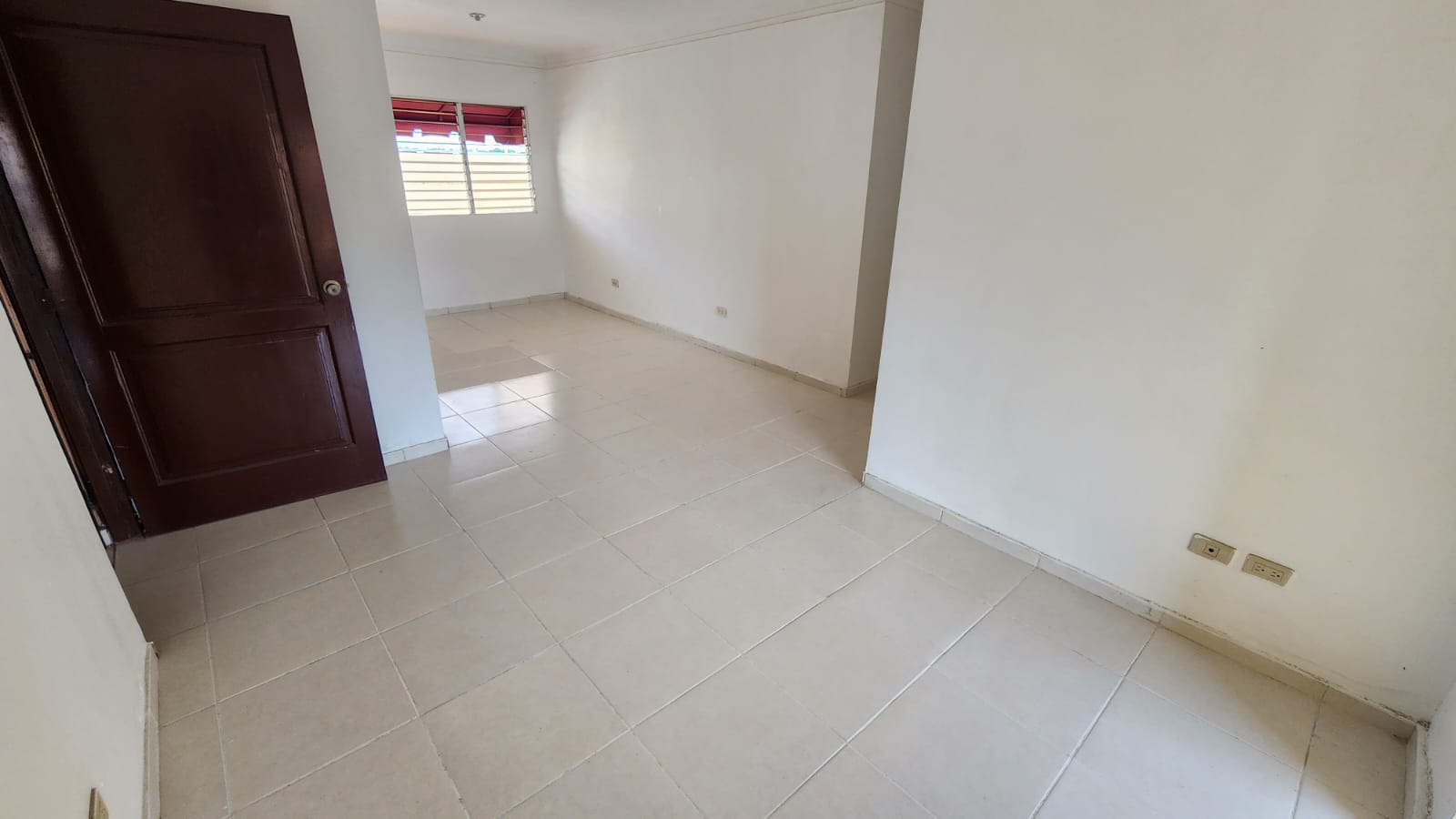 En venta  apartamento en el res de Bienaventuranza de la Jacobo Majlut Foto 7212665-2.jpg