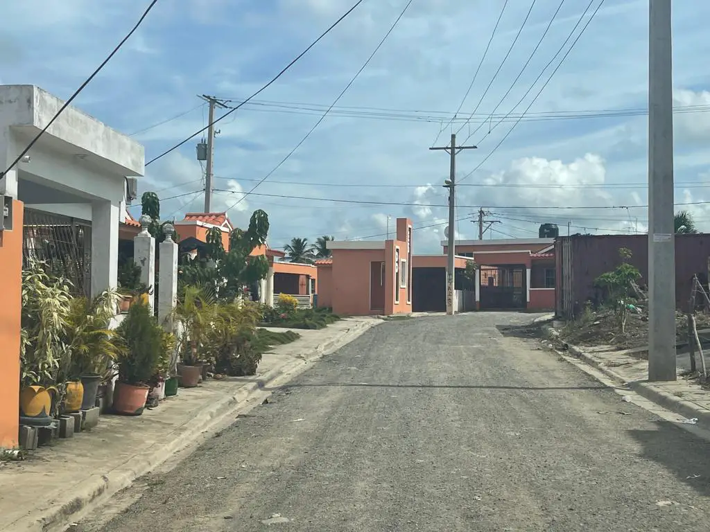 vendo solar con titulo en residencial doña luz en santo domingo Foto 7220289-3.jpg