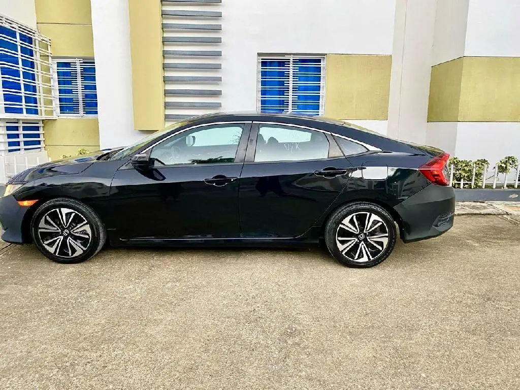 SE VENDE EN OFERTA HONDA CIVIC LX 2017  Foto 7227312-4.jpg