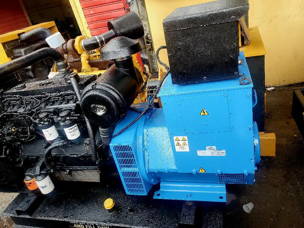 Planta Eléctrica Perkins de 125 Kw Generador Stanford DISPONIBLE ✅️➡️ Foto 7230320-1.jpg