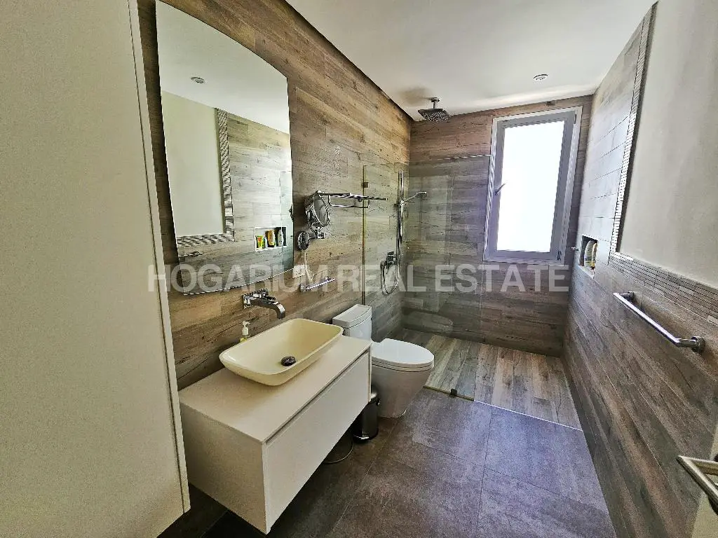 Casa en venta Residencial Cuesta Hermosa 2. USD700000  Foto 7234364-8.jpg