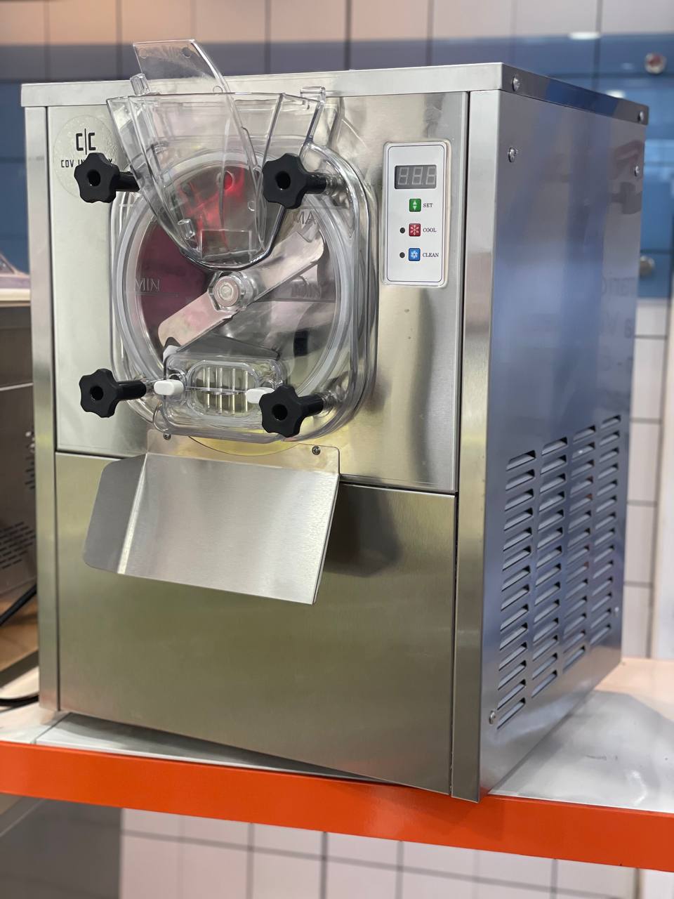 Maquina de helados duros dispensadora de helado comercial Foto 7240086-2.jpg