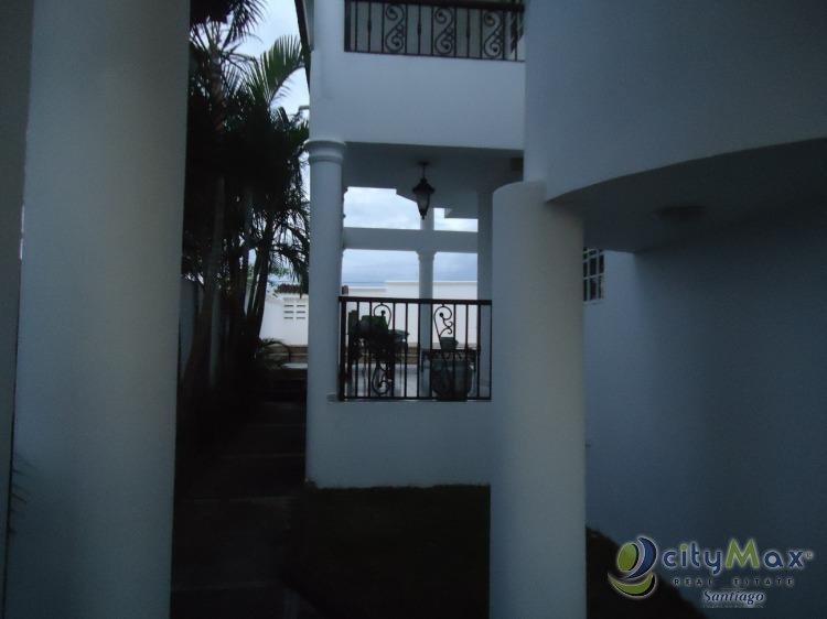 HERMOSA CASA EN VENTA URBANIZACIÓN THOMEN SANTIAGO Foto 7242841-7.jpg