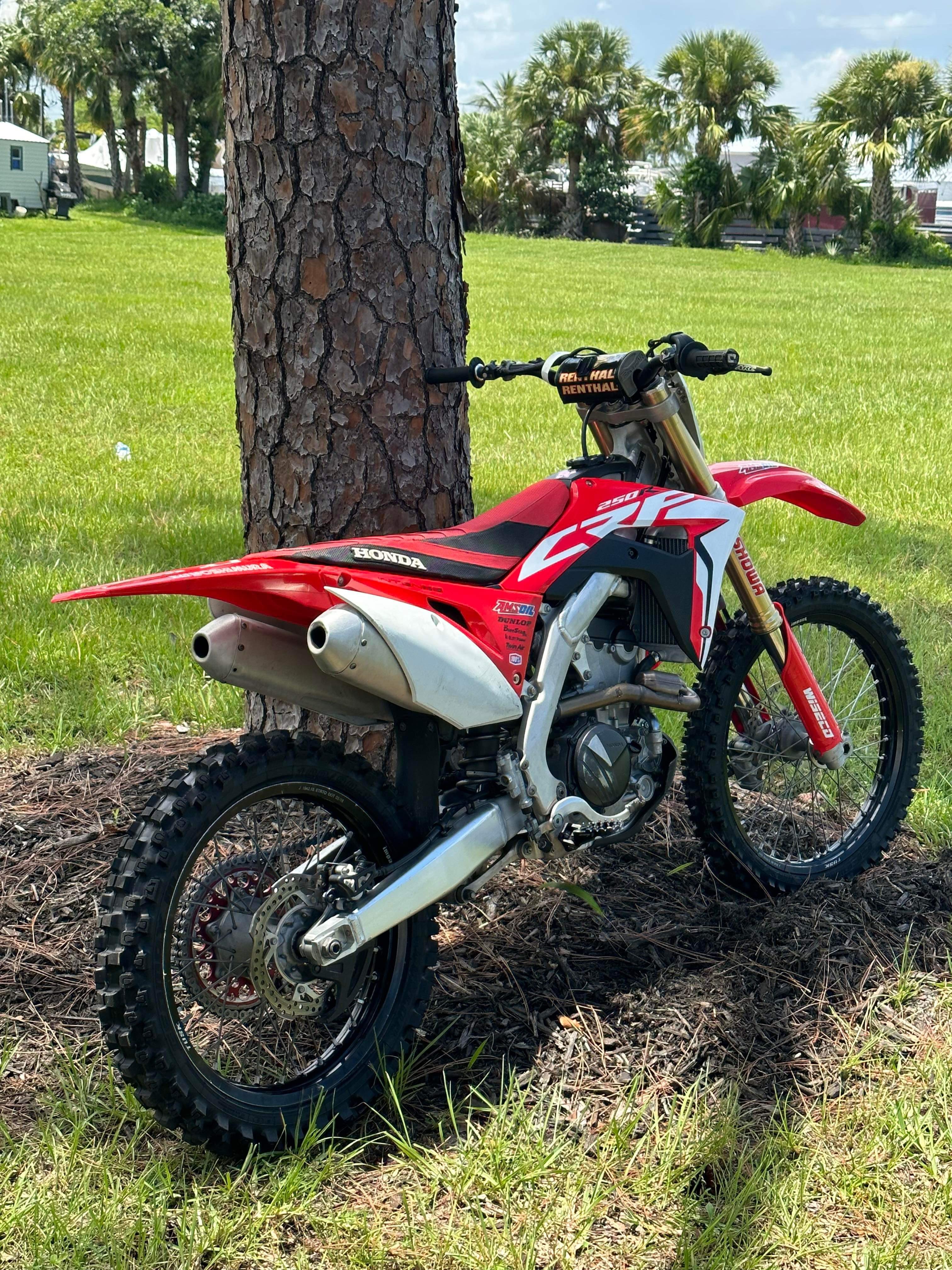 2018 honda crf250RR en Santo Domingo Este Foto 7243801-2.jpg
