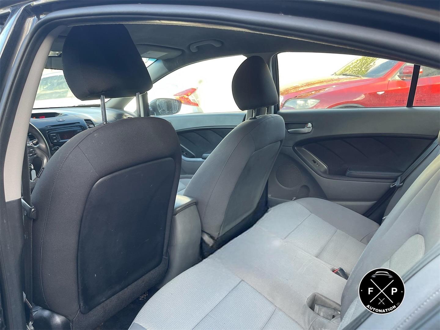 Kia forte lx 2018 clean carfax Foto 7247245-10.jpg