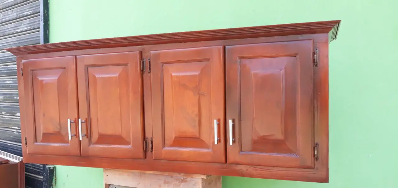 Gabinete en madera para cocina de cuatro  Foto 7253907-2.jpg